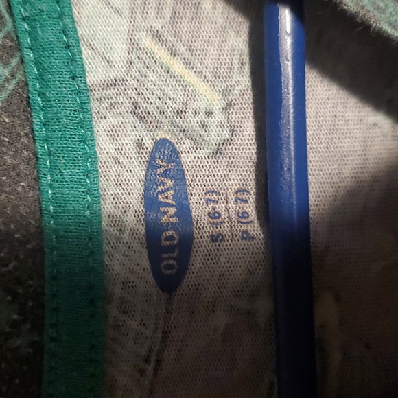 Old Navy Tshirt - Picture 2 of 3